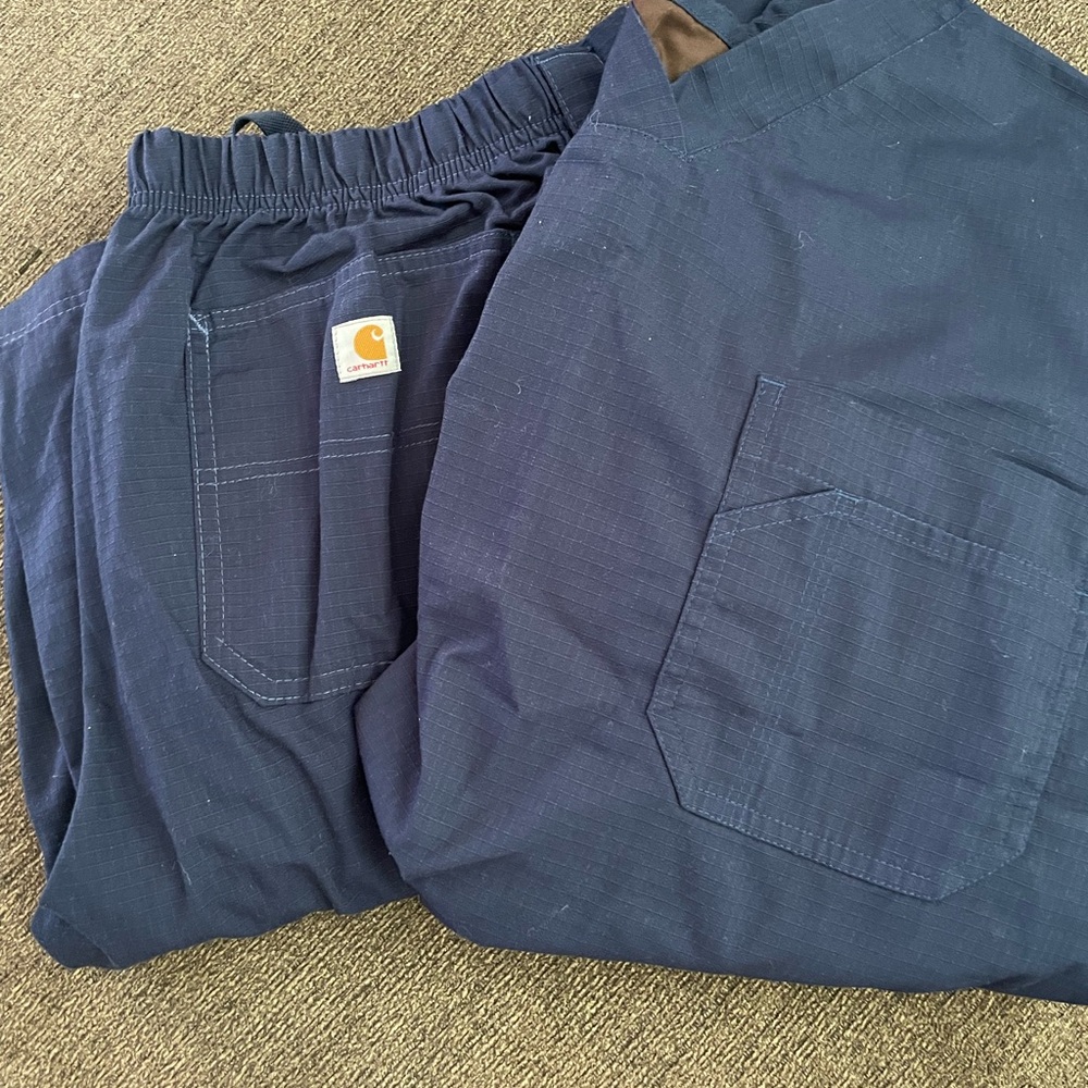 Men’s Carhartt Dark Blue Scrub Set L